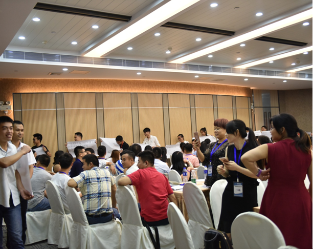 凯立淋浴房培训会圆满成功 深度提升管理力
