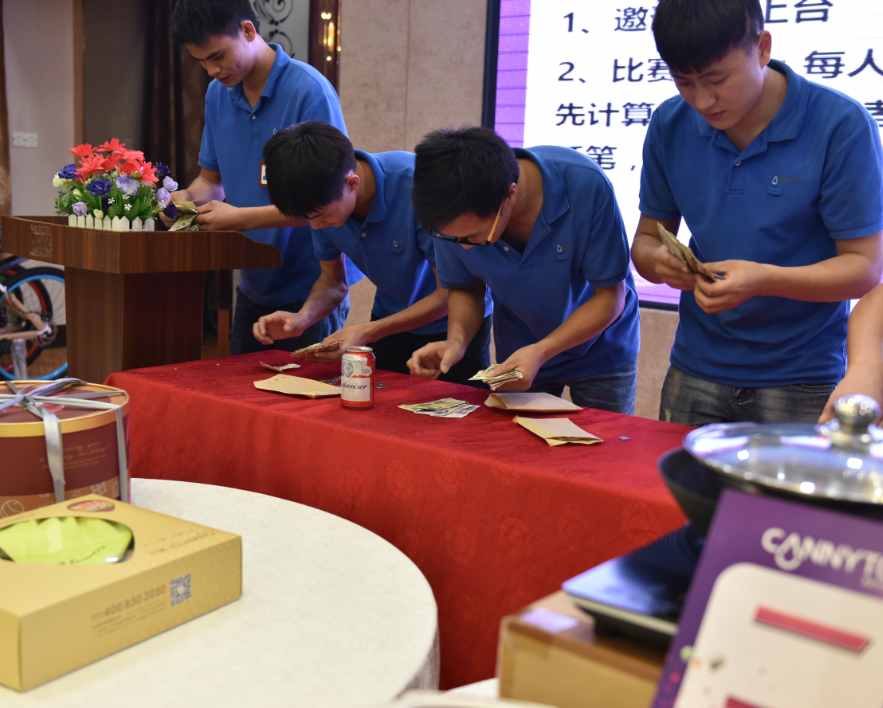 凯立淋浴房：迎中秋庆国庆 暨生日联欢会圆满举办