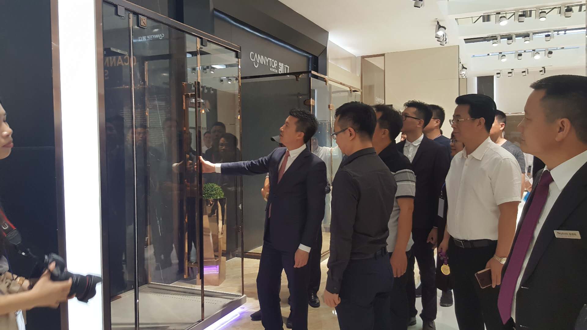 2018上海国际厨卫展落下帷幕 凯立淋浴房凯旋而归！