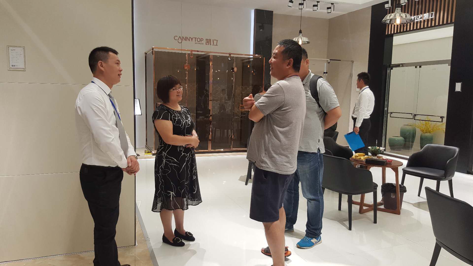 2018上海国际厨卫展持续进行 凯立展馆现场热情持续火爆